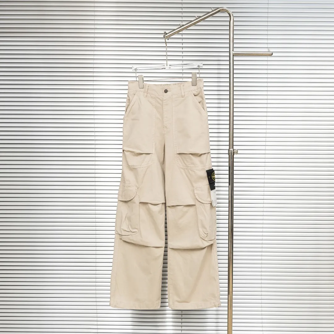 P340 top version (different currencies) Style: Stone Island STONE LSLAND washed and distressed multi-pocket functional trousers Color: Picture color Size: M-XXXL Fabric: Workwear Accessories: Full set of customized accessories No gender distinction, same style for men and women